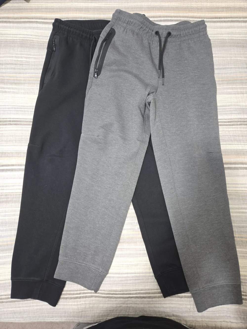 Old Navy Kids Black and Gray Jogger Sweatpants